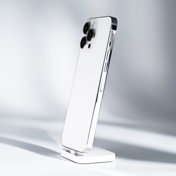iPhone 13 Pro Max Silver mistermac